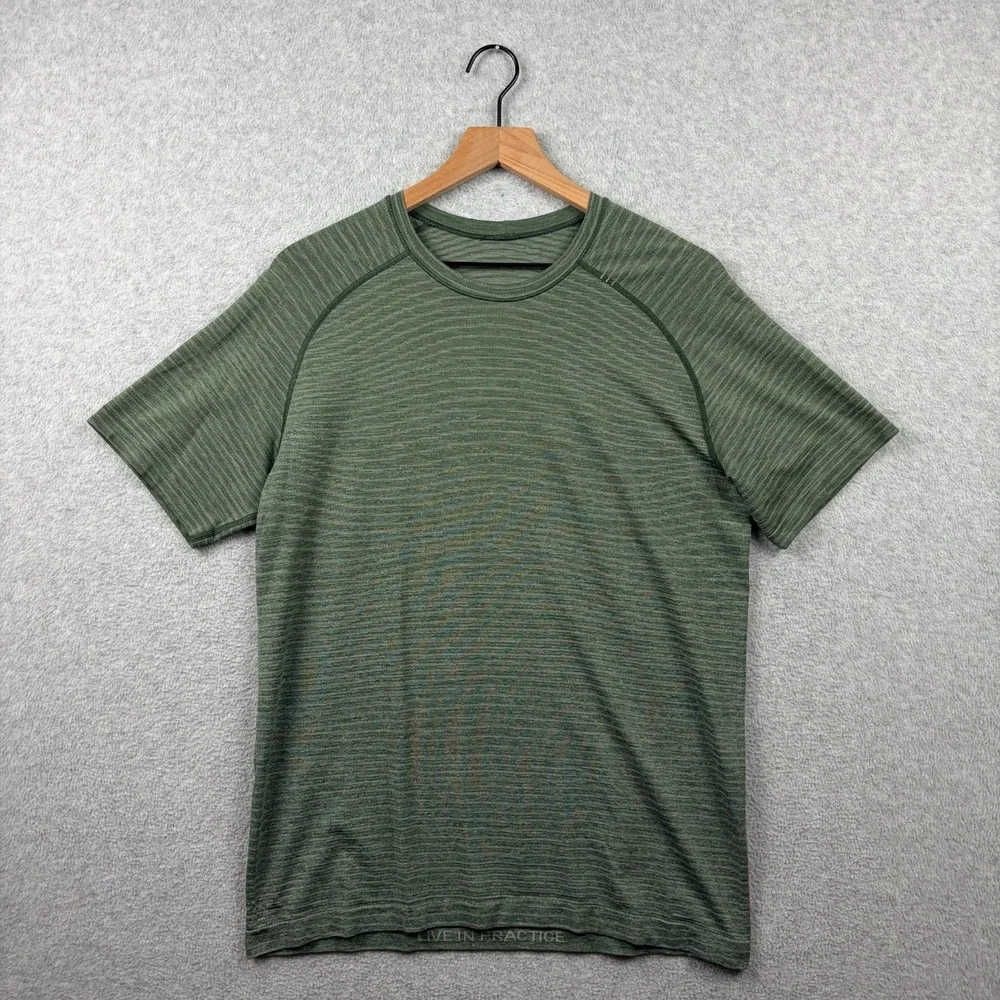 Lululemon Metal Vent Tech Shirt Mens Medium Green Striped Short Sleeve Gym